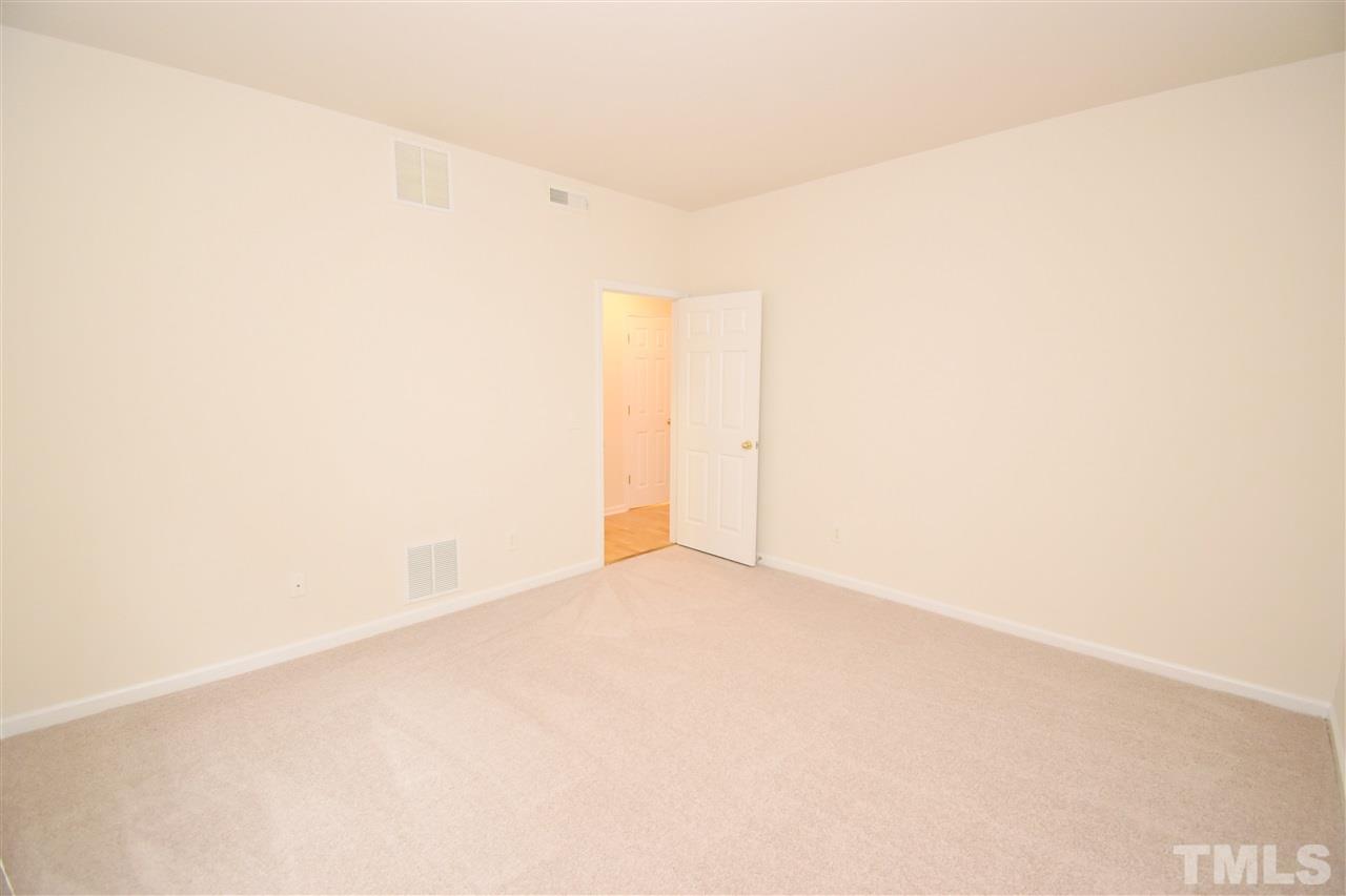 7222 Corvette Court Raleigh, NC 27613 - Photo 3 of 22 Gallery Image 3