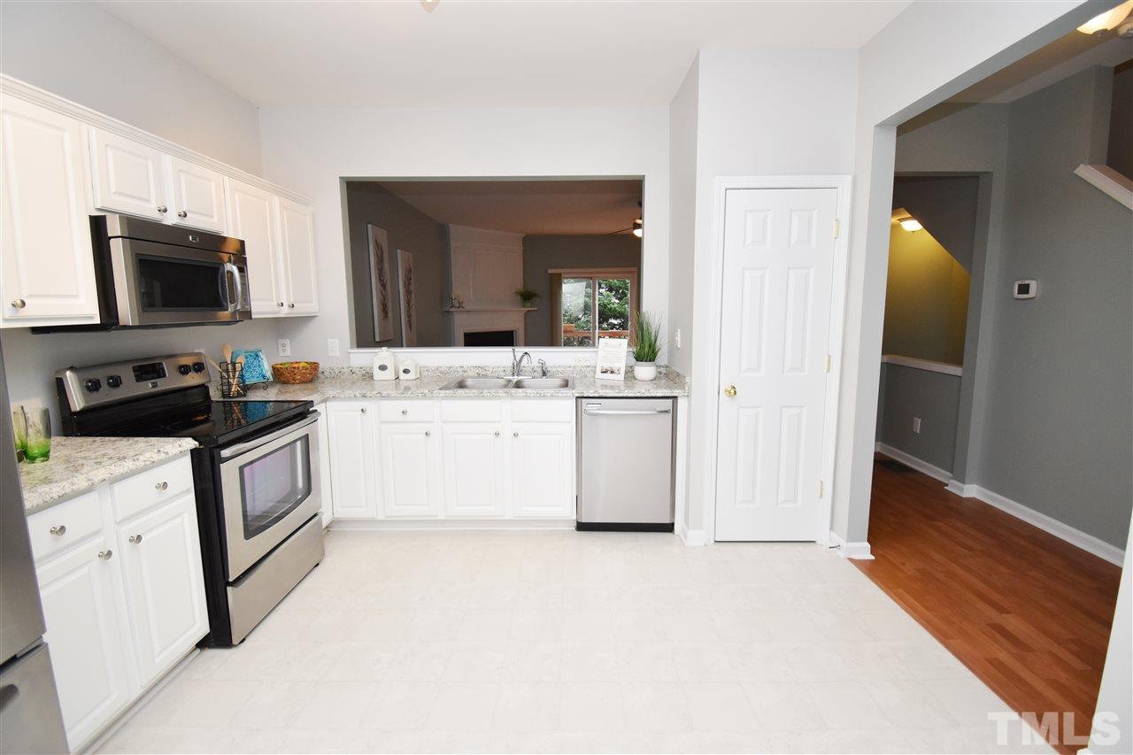 7222 Corvette Court Raleigh, NC 27613 - Photo 9 of 22 Gallery Image 9