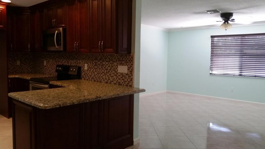 316 2nd Street Jupiter, FL 33458 - Photo 6 of 15 20150903154244406936000000-o