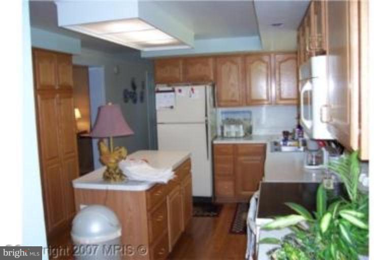 2402 Jones Road Winchester, VA 22602 - Photo 4 of 19 Kitchen