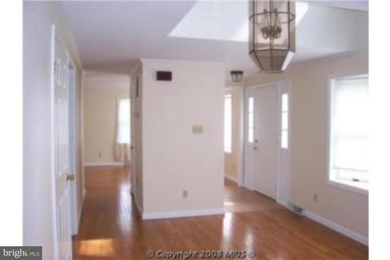 2402 Jones Road Winchester, VA 22602 - Photo 8 of 19 Dining Area