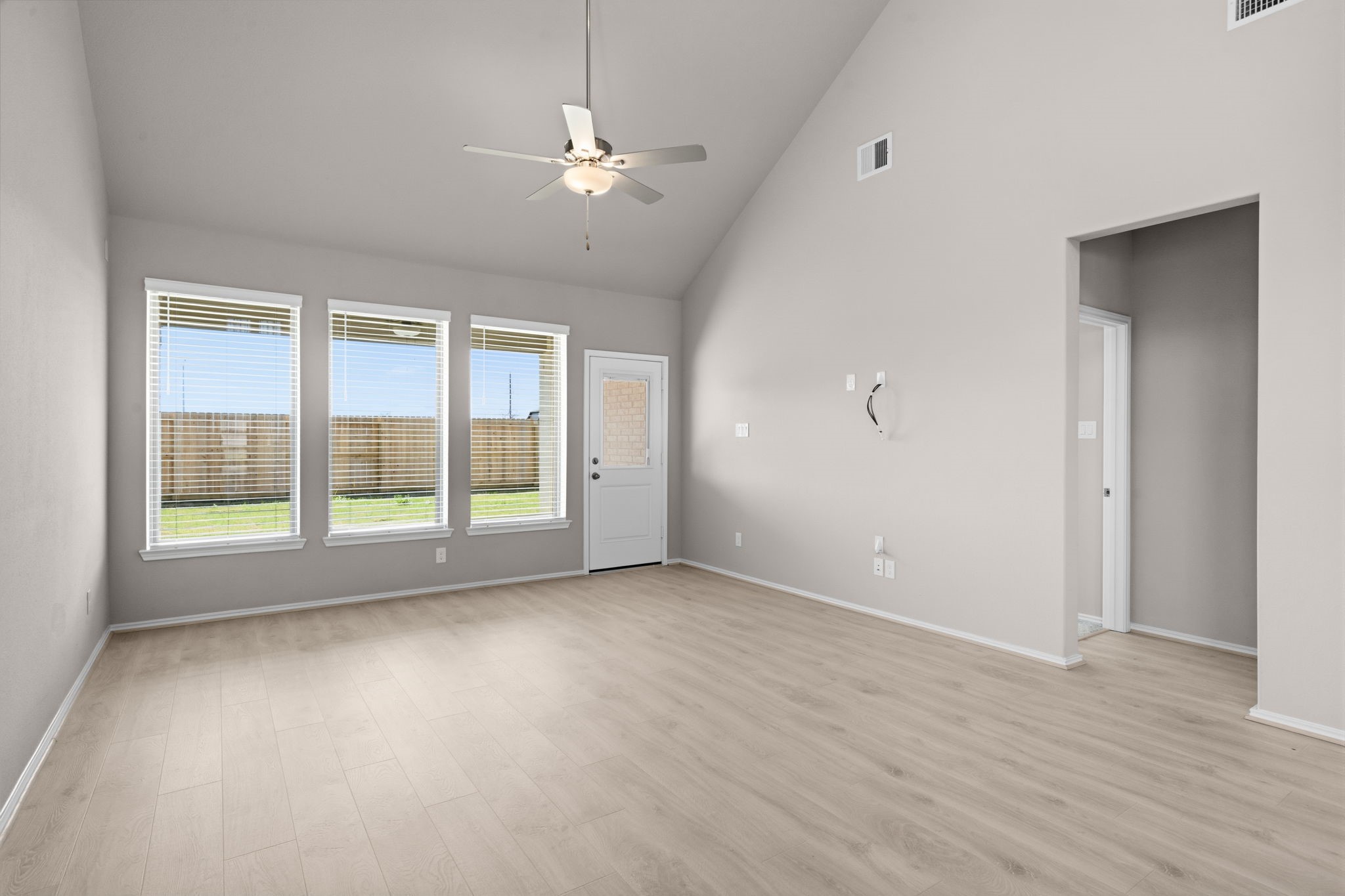 114 Candlelight Ridge Richmond, TX 77406 - Photo 11 of 30