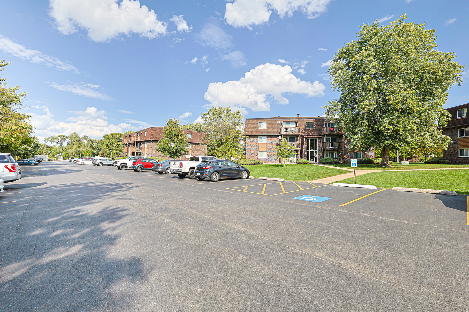 19380 Wolf Road, Unit 6 Mokena, IL 60448 - Photo 1 of 27 a view of a street