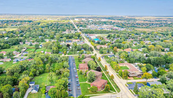 $160,000 | 19380 Wolf Road, Unit 6, Mokena, IL 60448