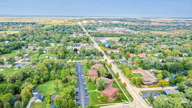 $160,000 | 19380 Wolf Road, Unit 6, Mokena, IL 60448