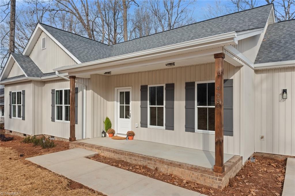 4685 Walkertown Community Center Road Walkertown, NC 27051 - Photo 4 of 44 Gallery Image 4