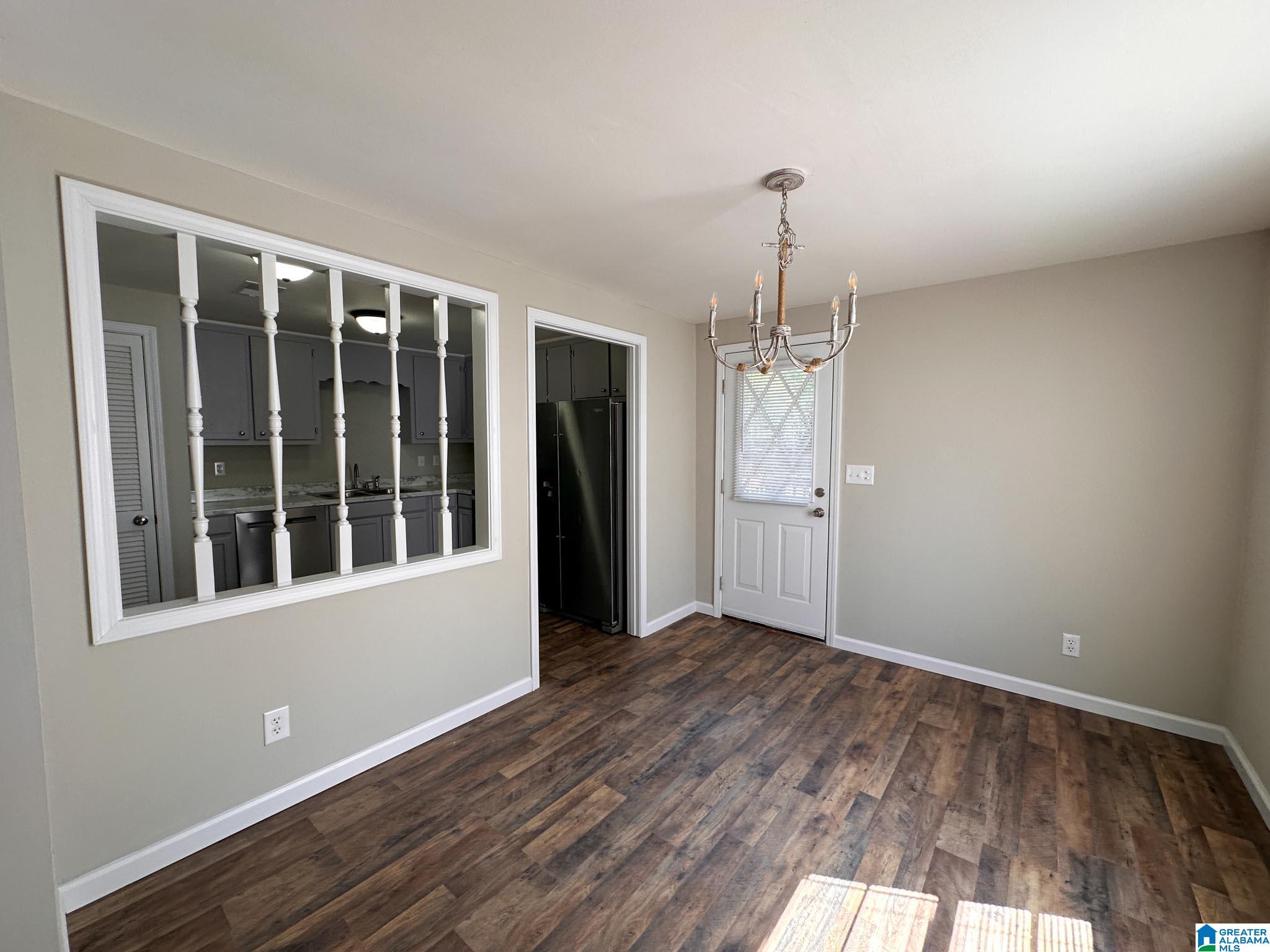 390 Robbins Street Sumiton, AL 35148 - Photo 11 of 25