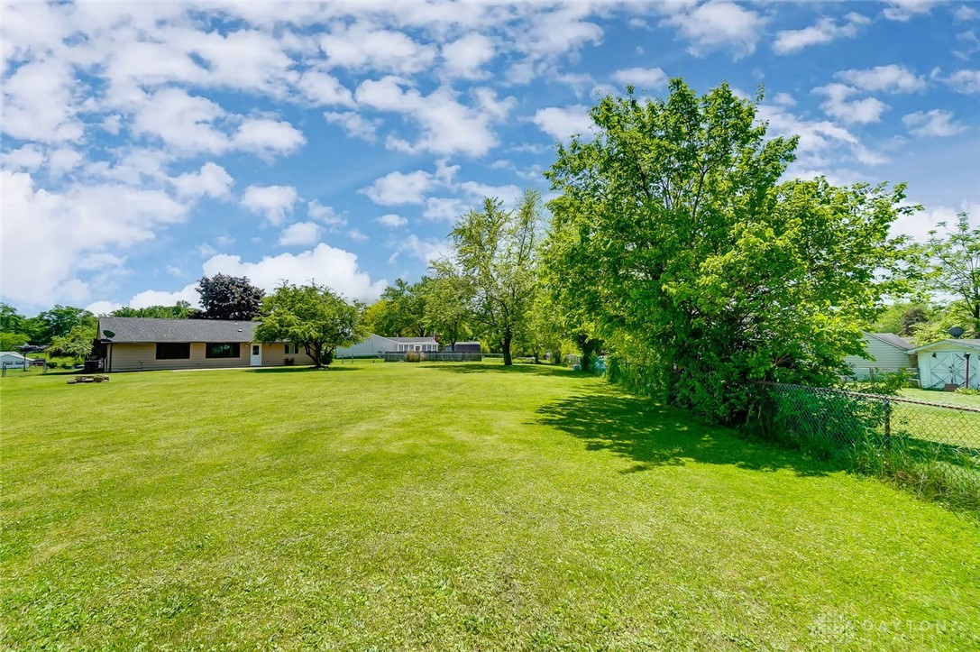 2945 Brewster Court Springfield, OH 45503 - Photo 37 of 38