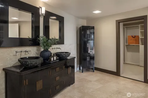 $1,999,999 | 15733 25th Avenue Southwest, Burien, WA 98166