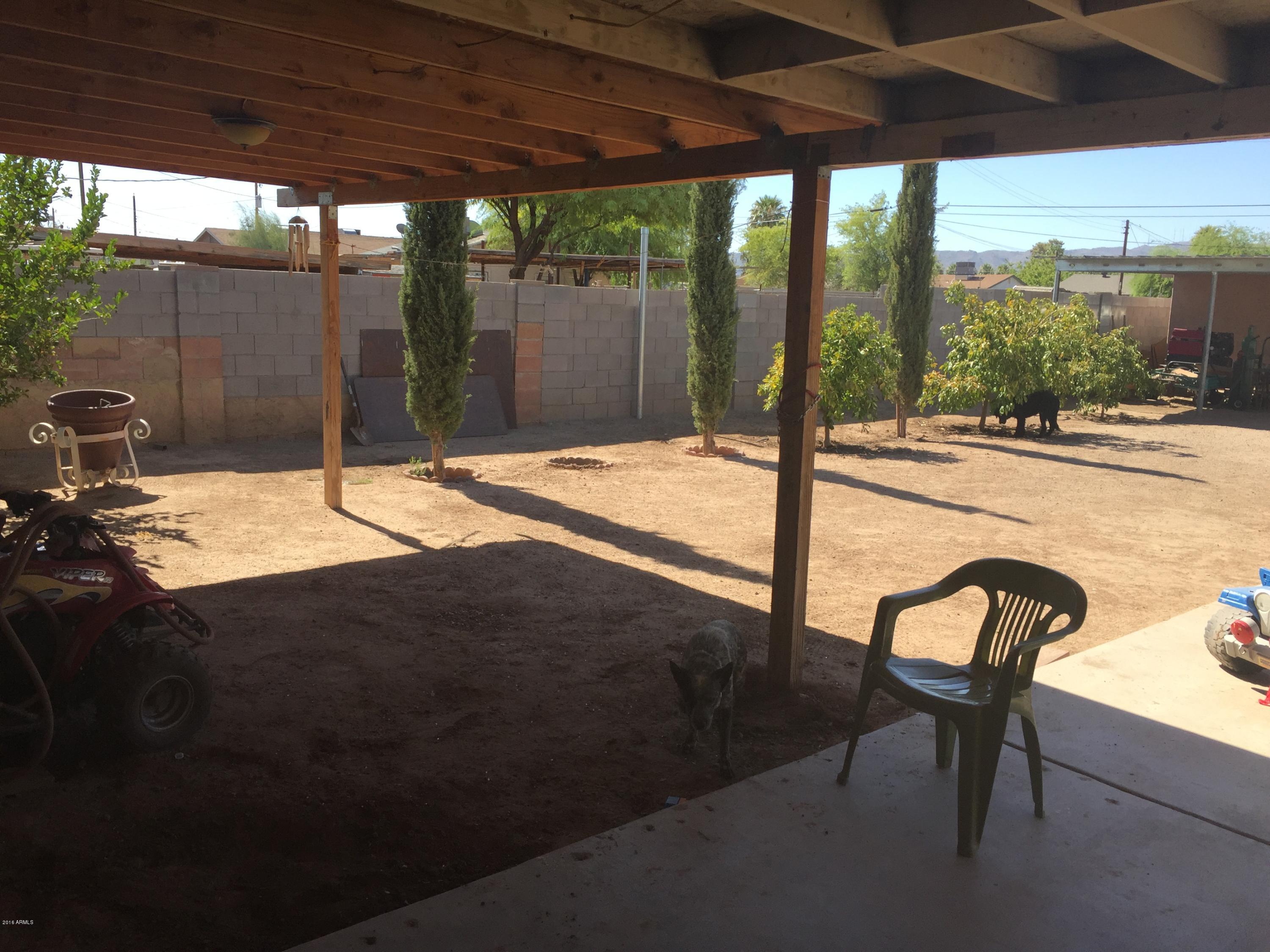 1809 West Chipman Road Phoenix, AZ 85041 - Photo 10 of 32 IMG_1050