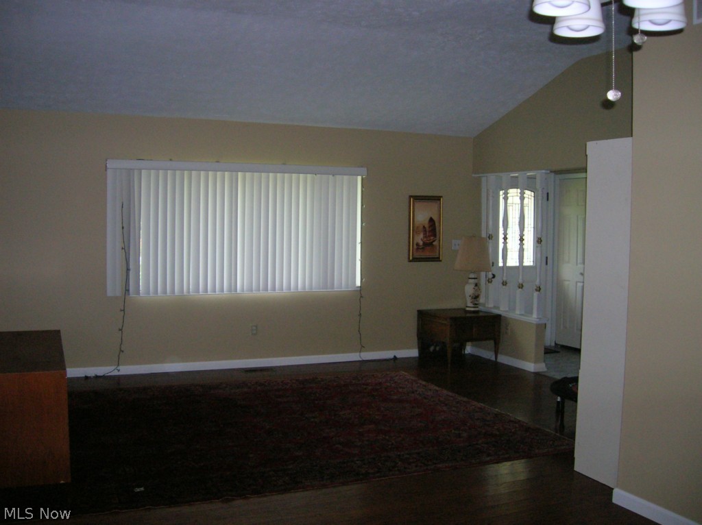 18144 Howe Road Strongsville, OH 44136 - Photo 5 of 14