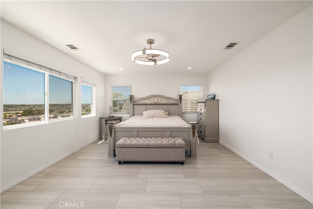 44839 Mumm Street Temecula, CA 92592 - Photo 21 of 42 Master Bedroom