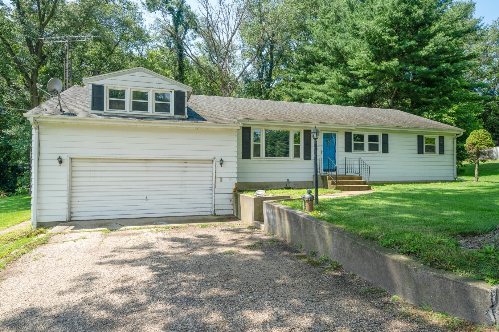510 Elizabeth Road Oregon, IL 61061 - Photo 1 of 25 a front view of a house with a yard