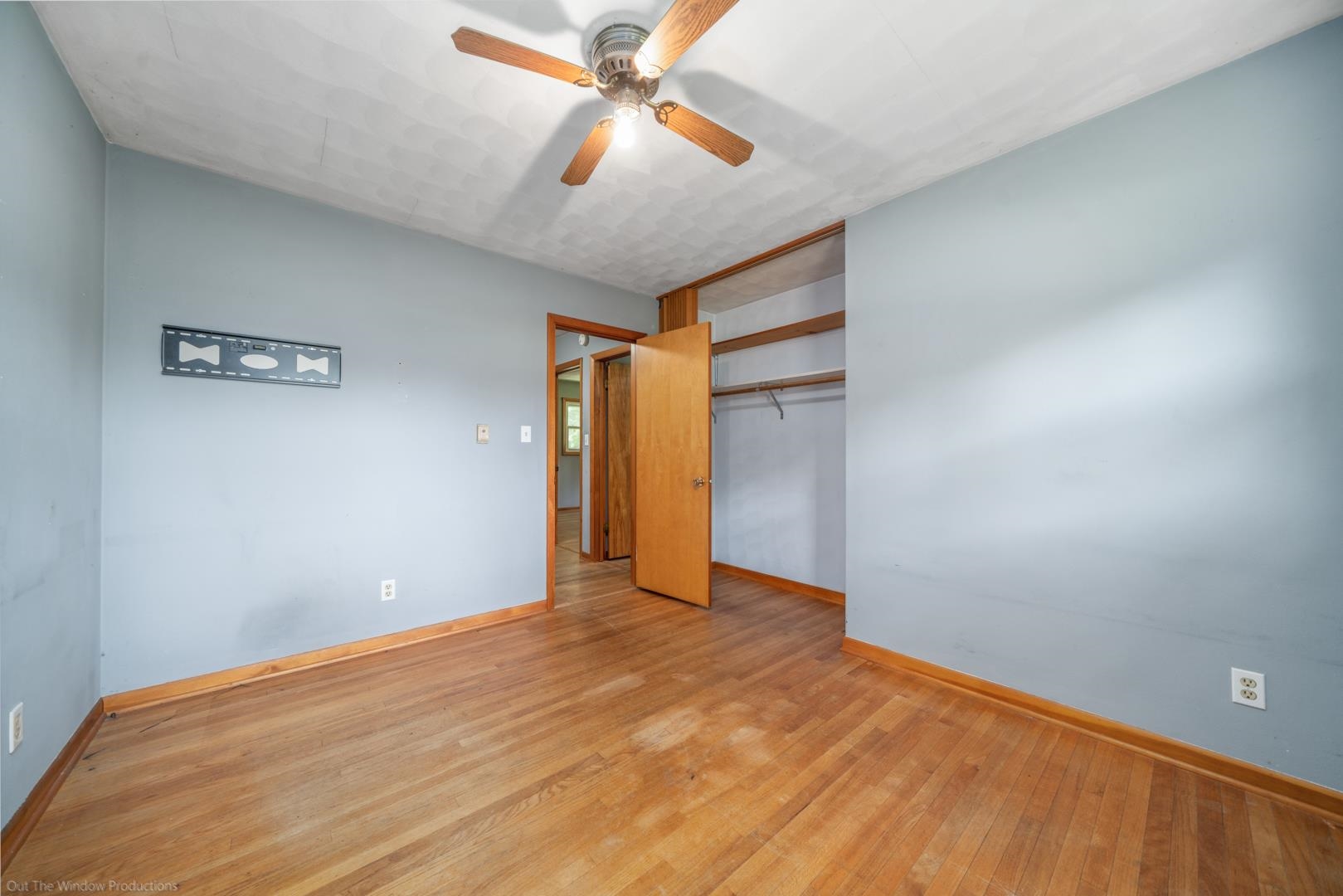 510 Elizabeth Road Oregon, IL 61061 - Photo 14 of 25 a view of empty room with wooden floor