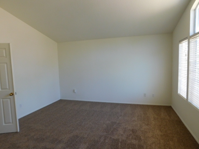 2279 Rolling Ridge Road Chula Vista, CA 91914 - Photo 6 of 13