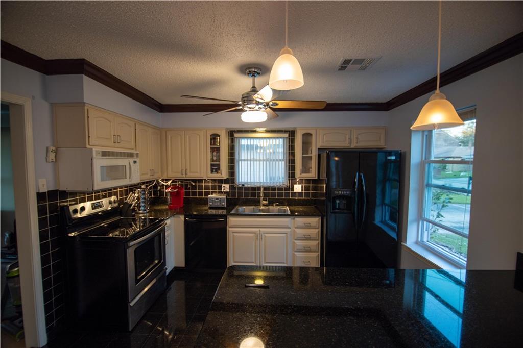 520 Park Ridge Drive River Ridge, LA 70123 - Photo 6 of 26