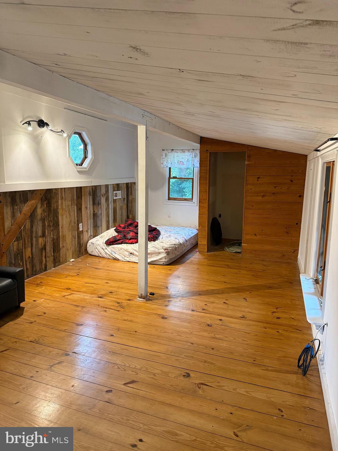 1915 Bumpass Road Bumpass, VA 23024 - Photo 11 of 17 a swimming pool with yard