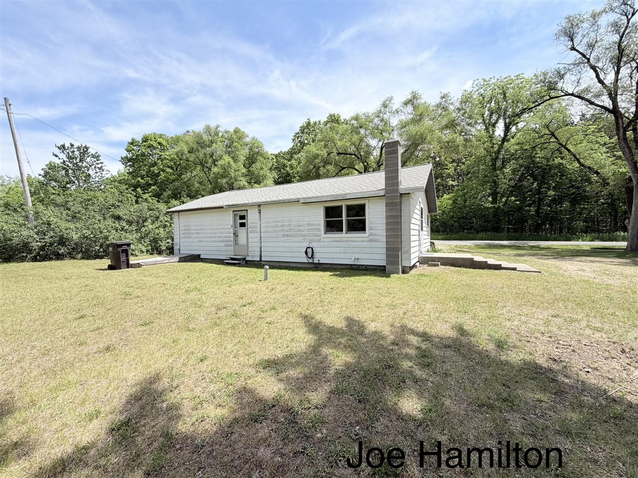 391 North Briggs Road Middleville, MI 49333 - Photo 4 of 18