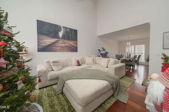 $565,500 | 113 Smokemont Drive, Cary, NC 27513