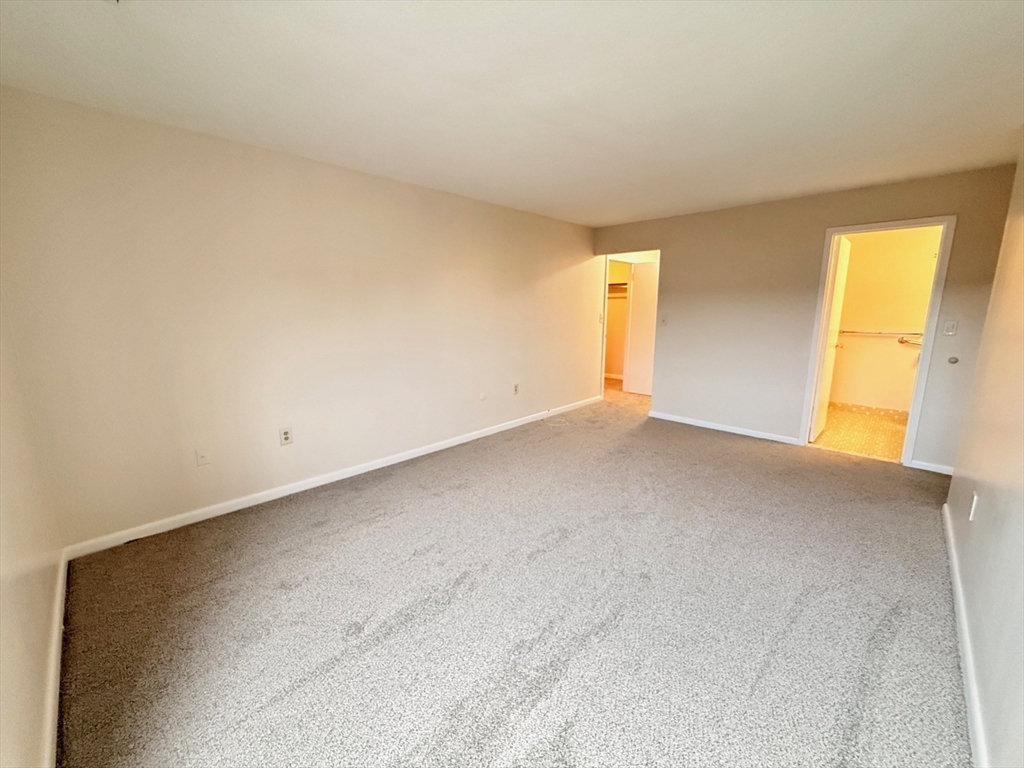 1006 Paradise Road, Unit 3R Swampscott, MA 01907 - Photo 24 of 34