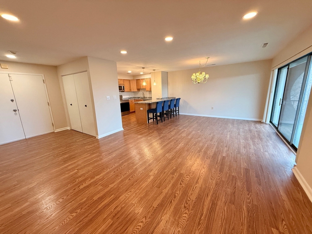 1006 Paradise Road, Unit 3R Swampscott, MA 01907 - Photo 3 of 34