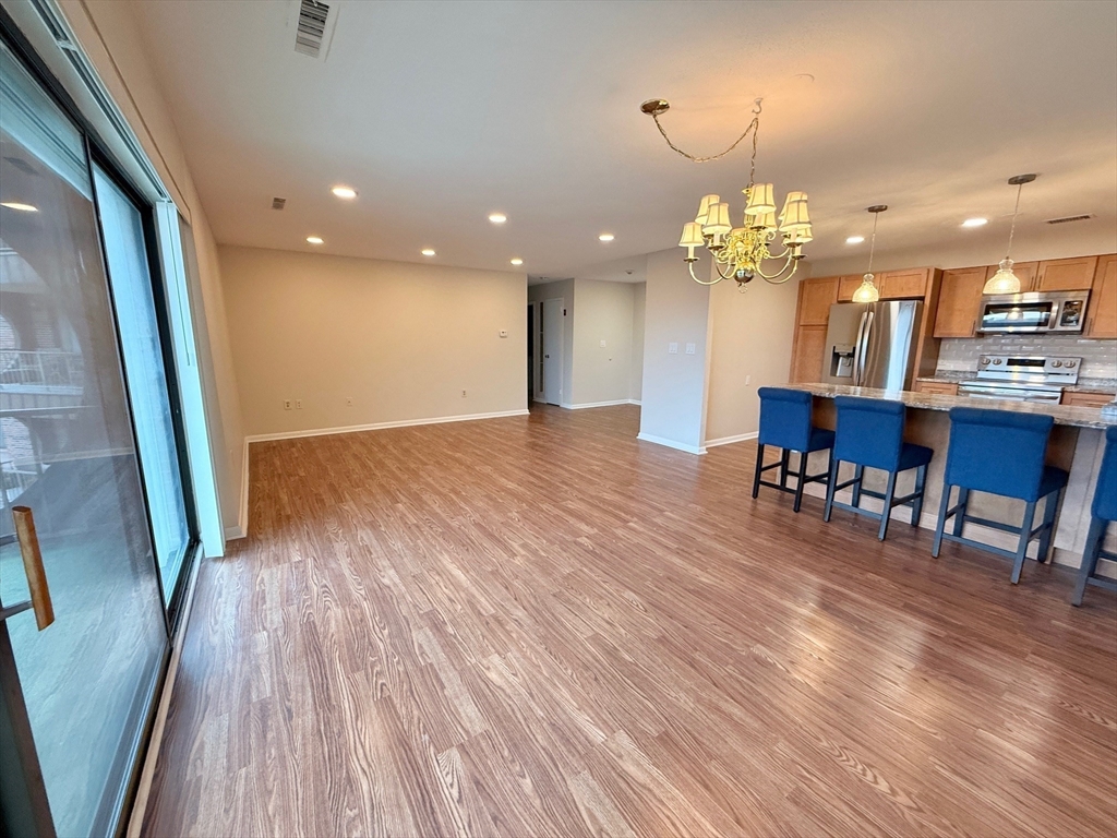 1006 Paradise Road, Unit 3R Swampscott, MA 01907 - Photo 9 of 34