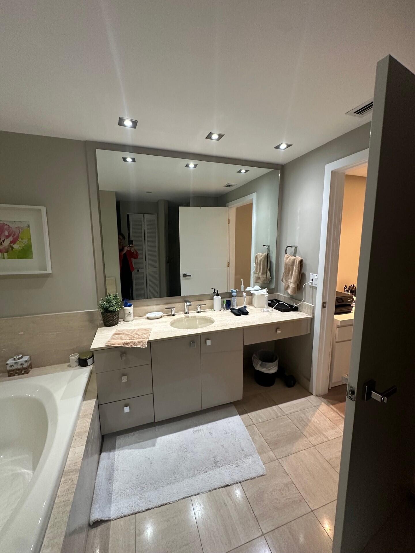 4101 North Ocean Boulevard, Unit D1804 Boca Raton, FL 33431 - Photo 12 of 27 BATHTUB VANITY PRIMARY