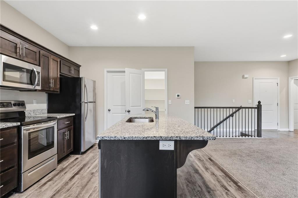 21803 Southcreek Road Peculiar, MO 64078 - Photo 7 of 54