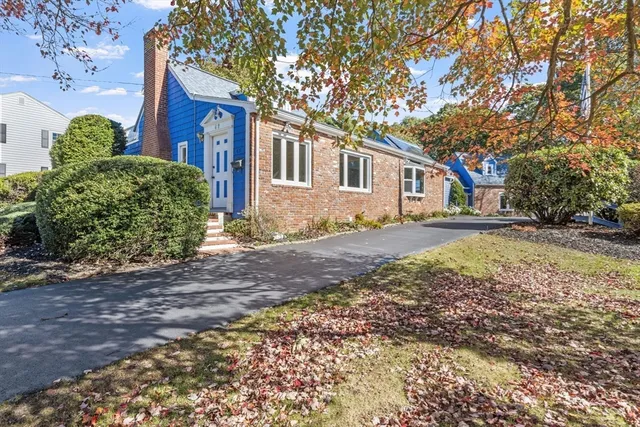 $747,000 | 63 Cedarhill Road, Holbrook, MA 02343