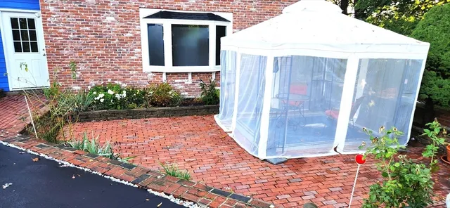 $747,000 | 63 Cedarhill Road, Holbrook, MA 02343