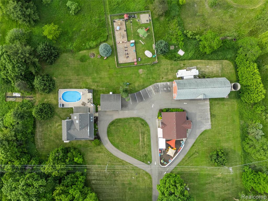 7739 Clyde Road Fenton, MI 48430 - Photo 74 of 94 Gallery Image 74