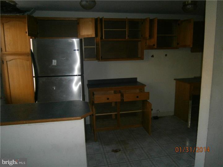 1351 Edgehill Road Darby, PA 19023 - Photo 4 of 9 Kitchen