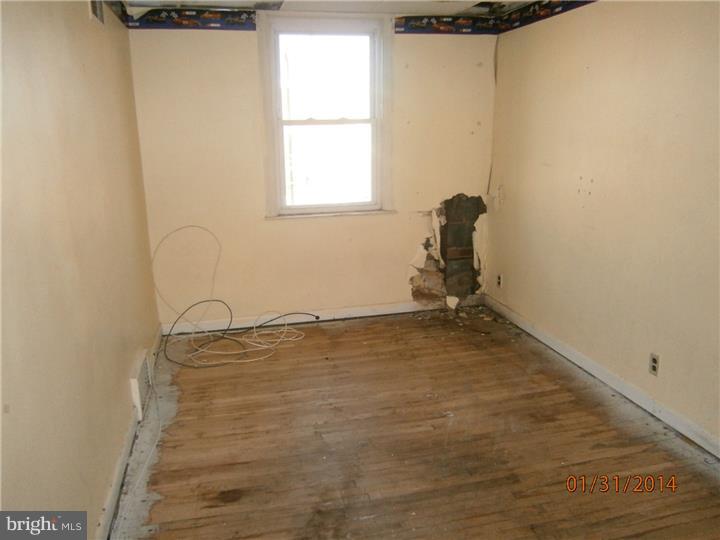 1351 Edgehill Road Darby, PA 19023 - Photo 8 of 9 Bedroom