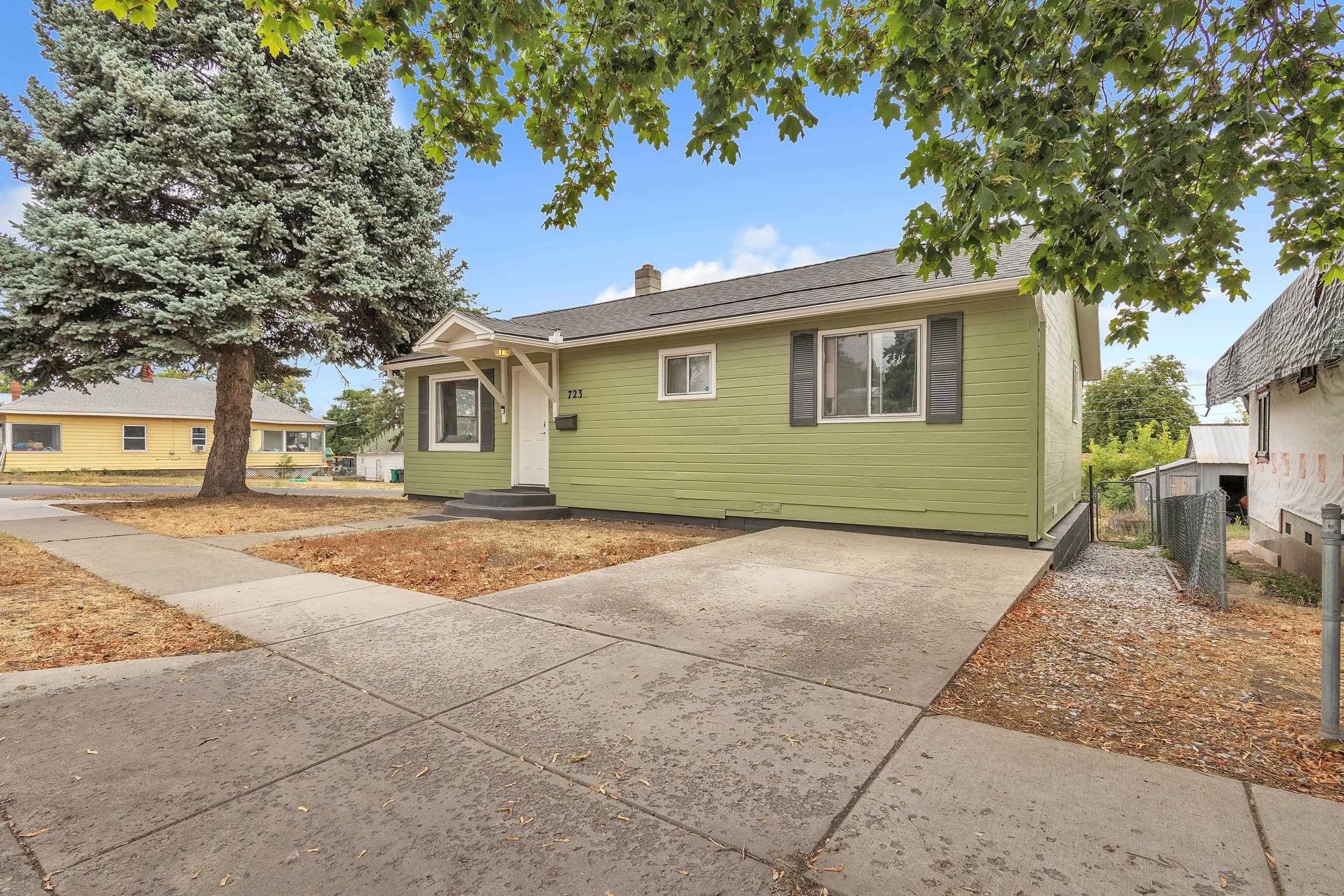 723 2nd Street Cheney, WA 99004 - Photo 2 of 39