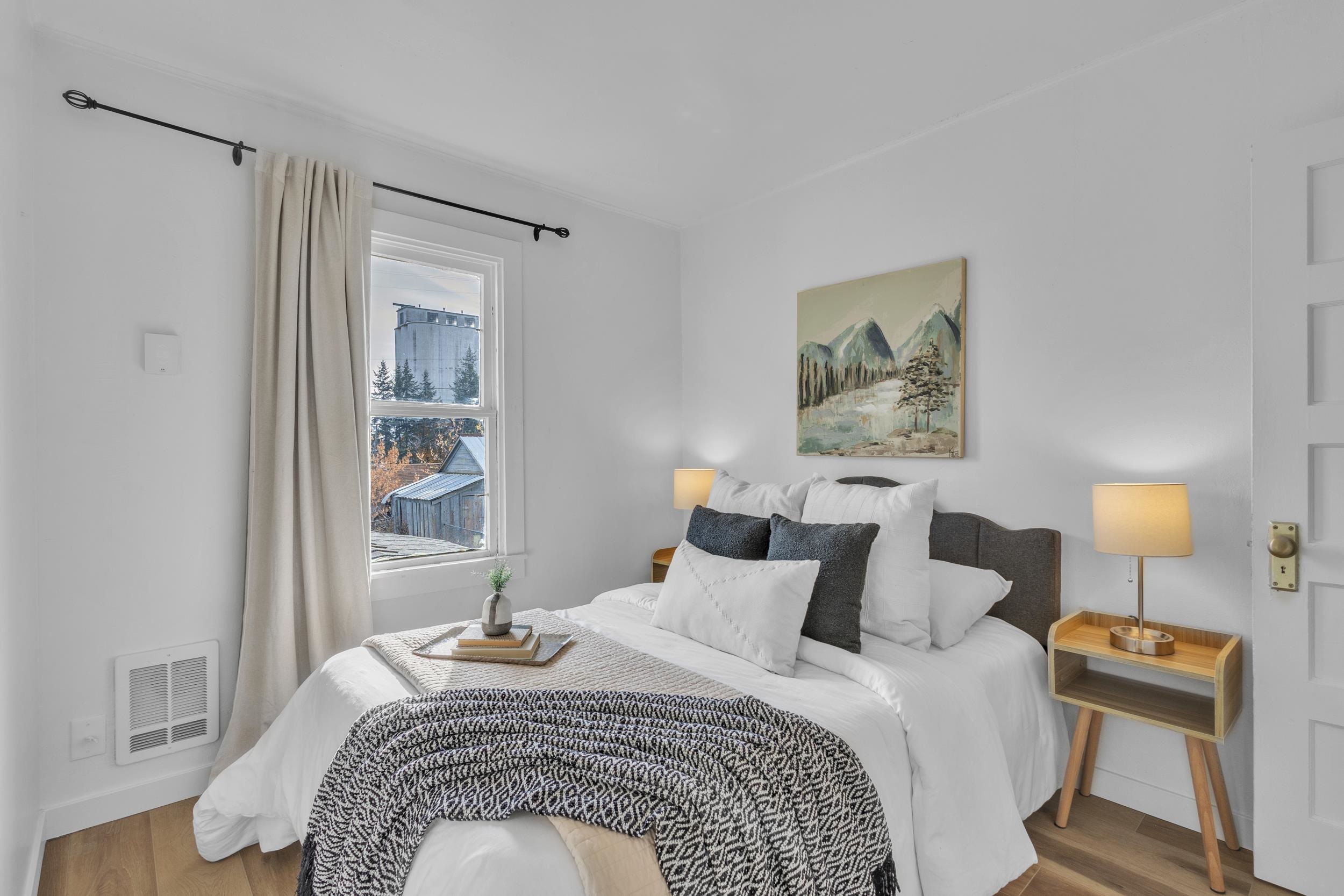 723 2nd Street Cheney, WA 99004 - Photo 9 of 39