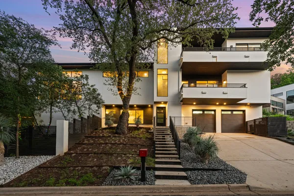$3,360,000 | 1201 Kenwood Avenue, Austin, TX 78704
