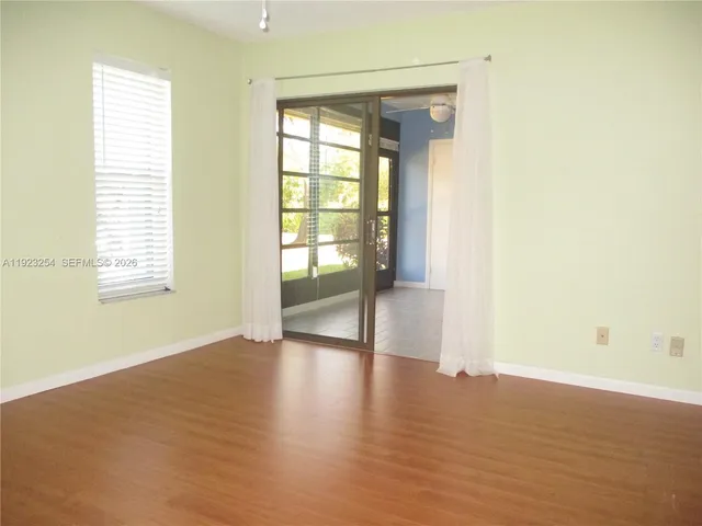 $225,000 | 6531 Southeast Federal Highway, Unit Q107, Stuart, FL 34997