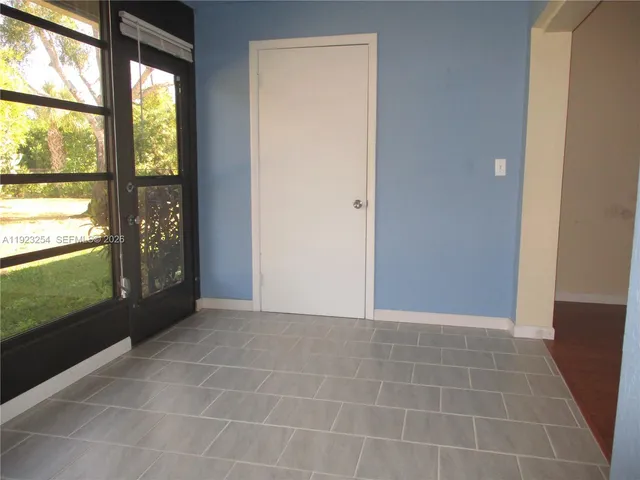 $225,000 | 6531 Southeast Federal Highway, Unit Q107, Stuart, FL 34997