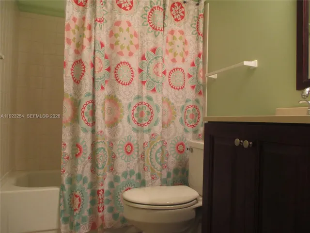 $225,000 | 6531 Southeast Federal Highway, Unit Q107, Stuart, FL 34997