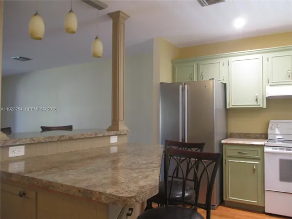 $225,000 | 6531 Southeast Federal Highway, Unit Q107, Stuart, FL 34997