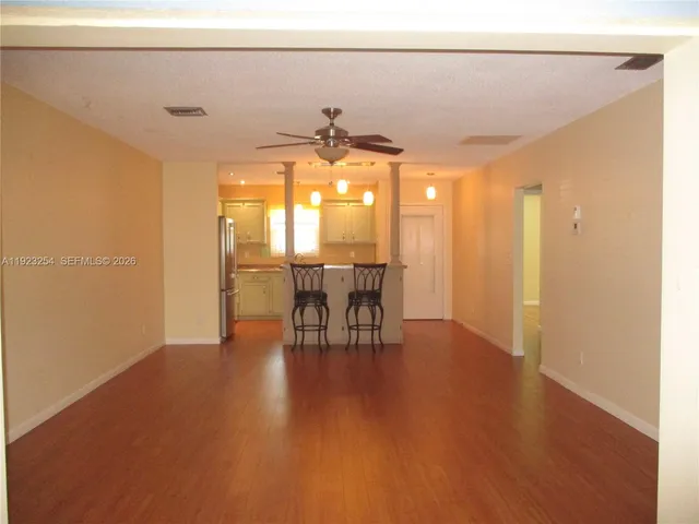 $225,000 | 6531 Southeast Federal Highway, Unit Q107, Stuart, FL 34997