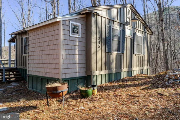 $298,000 | 345 Wildwood Lane, Shenandoah, VA 22849