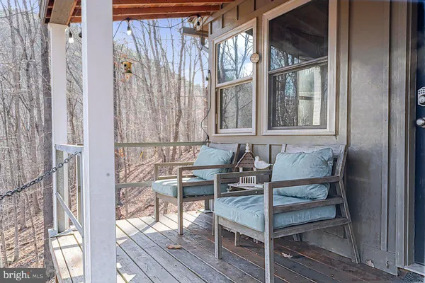 $298,000 | 345 Wildwood Lane, Shenandoah, VA 22849