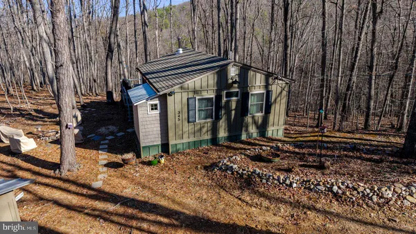 $298,000 | 345 Wildwood Lane, Shenandoah, VA 22849