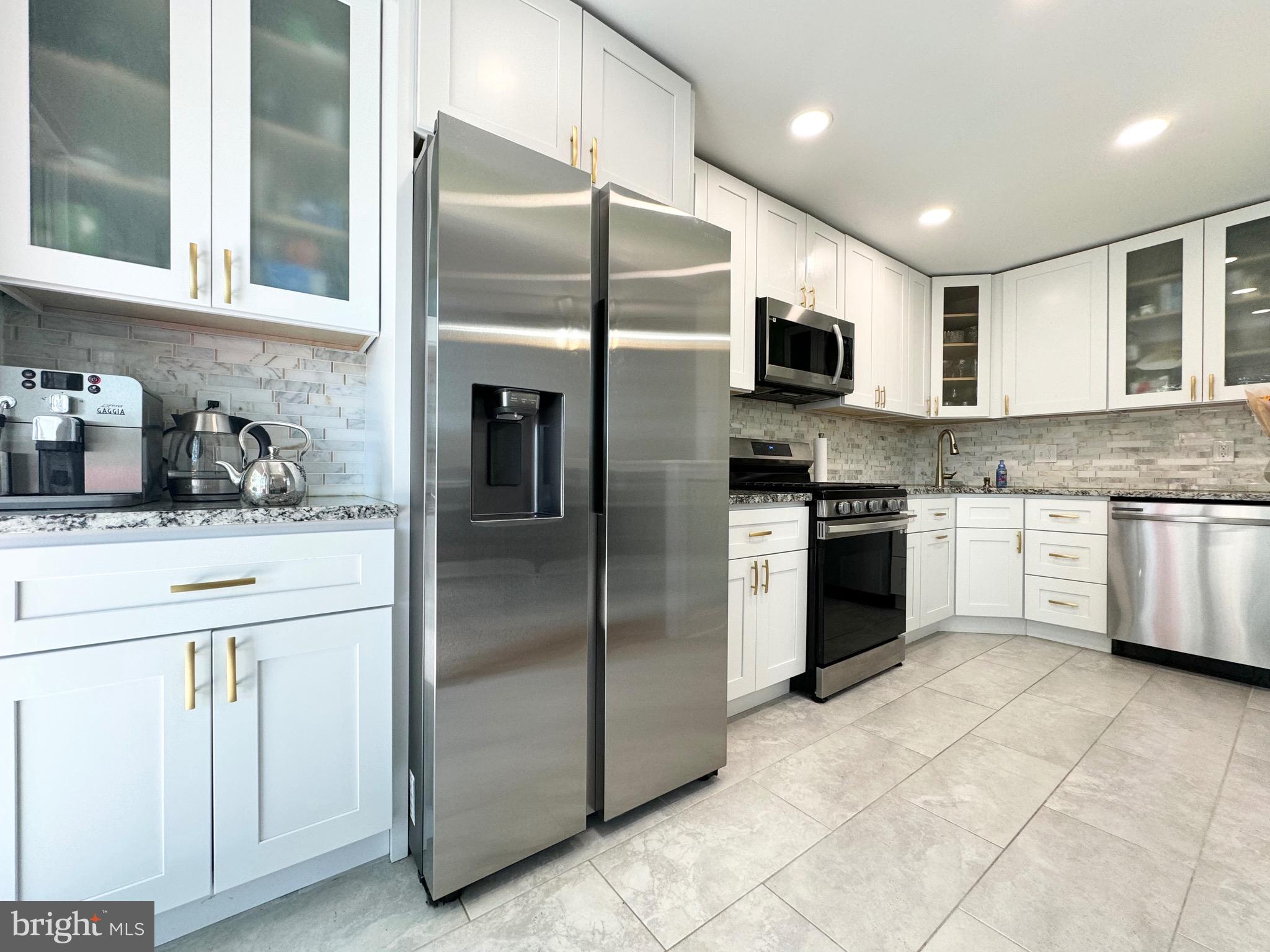 3228 Fordham Road Philadelphia, PA 19114 - Photo 11 of 36 Gallery Image 11