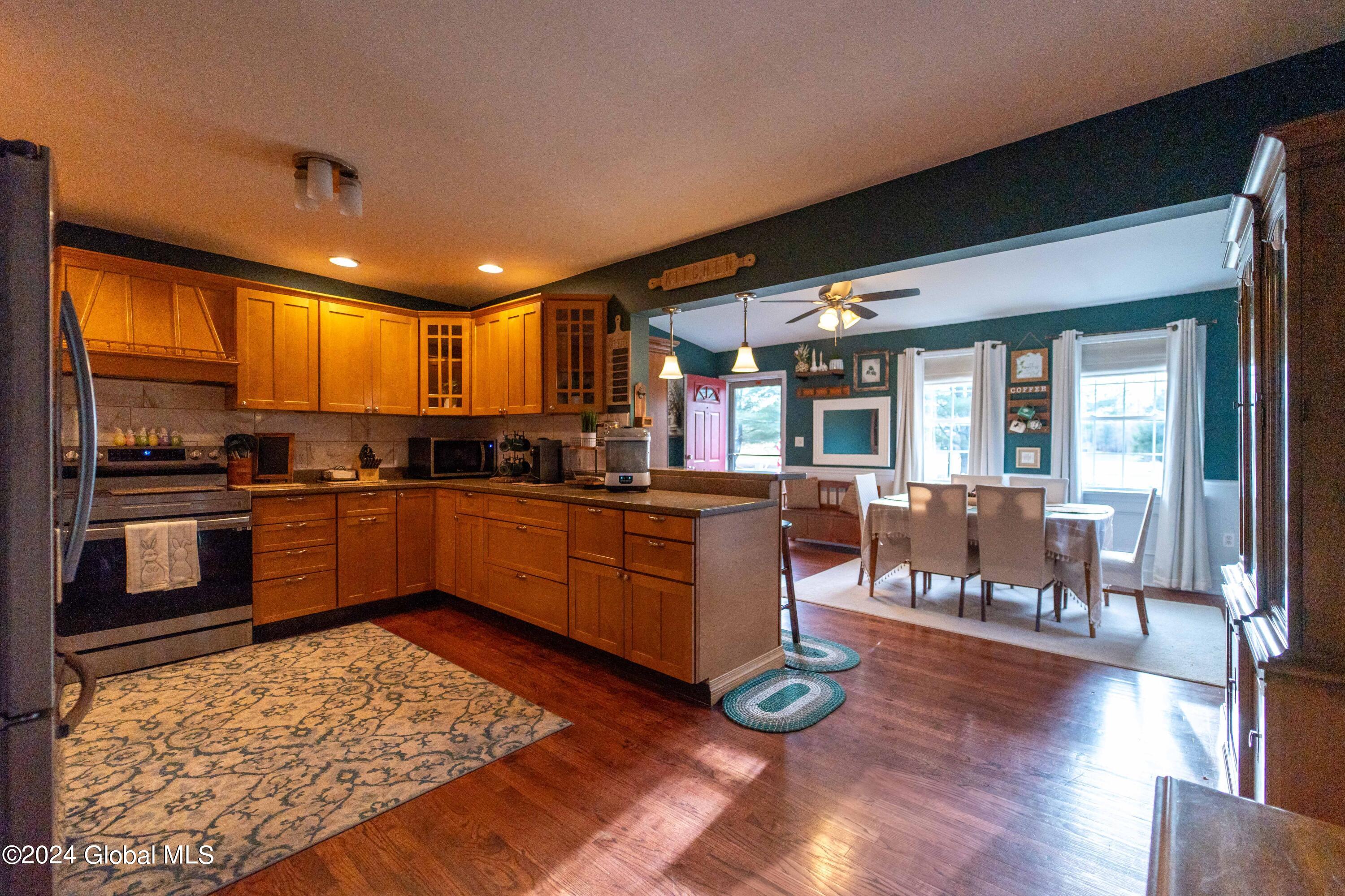 362 Eastline Road Malta, NY 12019 - Photo 9 of 45 007