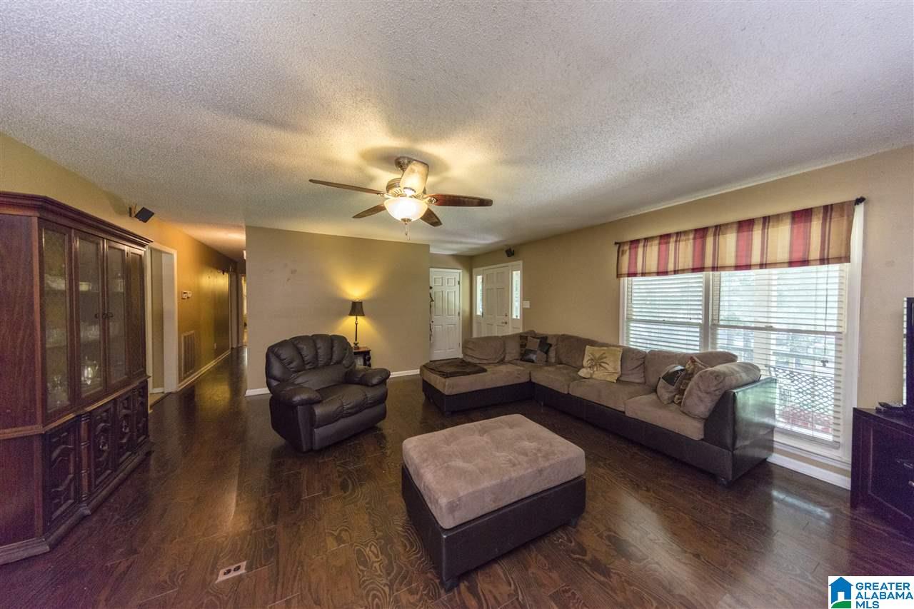 7650 Bluff Ridge Road Bessemer, AL 35022 - Photo 4 of 40