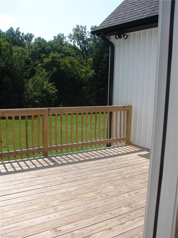 4034 Waterview Road High Point, NC 27265 - Photo 28 of 31 12X16 deck