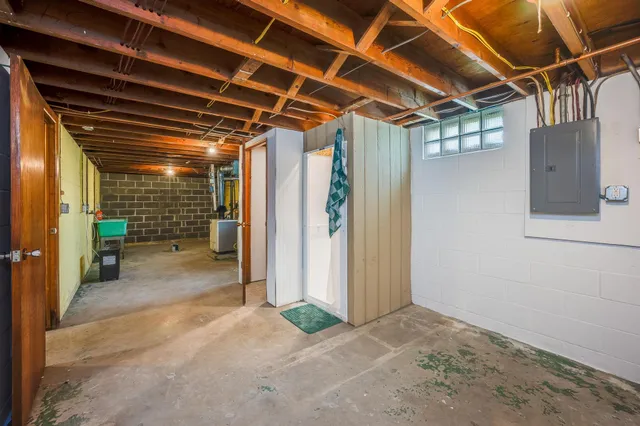 $245,000 | 320 South Waterville Avenue, Le Center, MN 56057