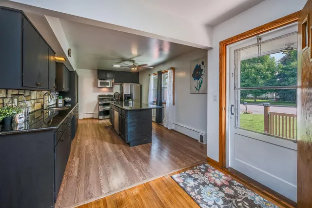 $245,000 | 320 South Waterville Avenue, Le Center, MN 56057